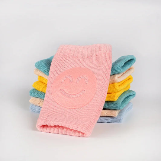 🌈 Genouillères Douces & Antidérapantes pour Bébé – Protection Sourire Confort !